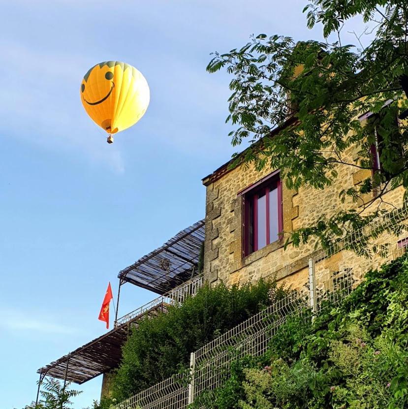 Les Hauts De Domme - Chambres D'Hotes Exterior photo